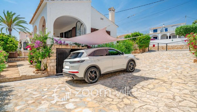 Resale - Villa - Calpe