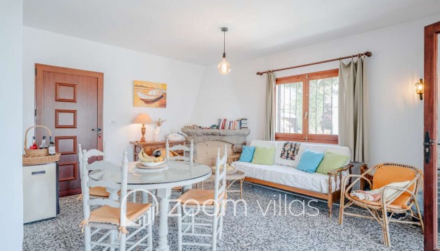 Resale - Villa - Calpe