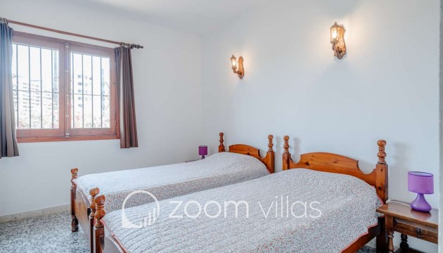 Resale - Villa - Calpe