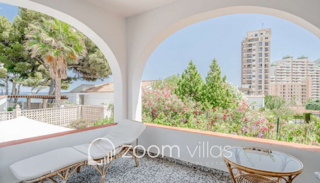 Resale - Villa - Calpe