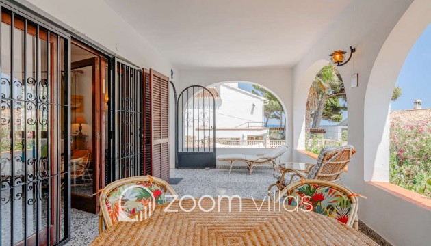 Resale - Villa - Calpe