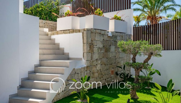 Resale - Villa - Calpe