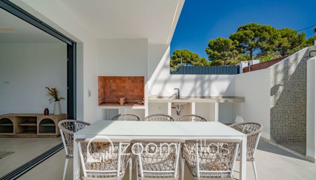 Resale - Villa - Calpe