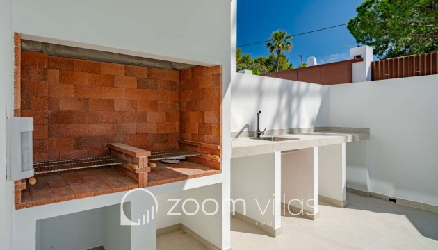 Resale - Villa - Calpe