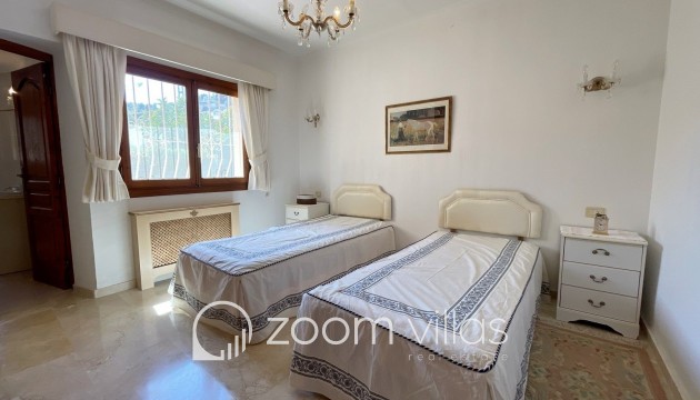 Resale - Villa - Moraira - Benimeit