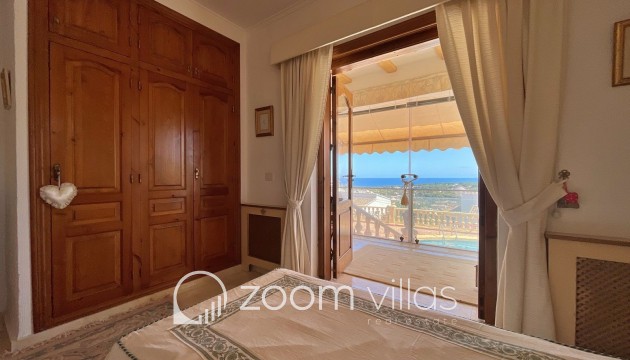 Resale - Villa - Moraira - Benimeit