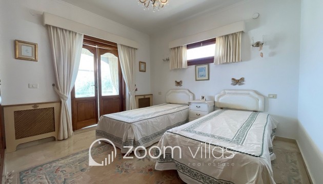 Resale - Villa - Moraira - Benimeit