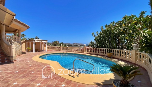 Resale - Villa - Moraira - Benimeit