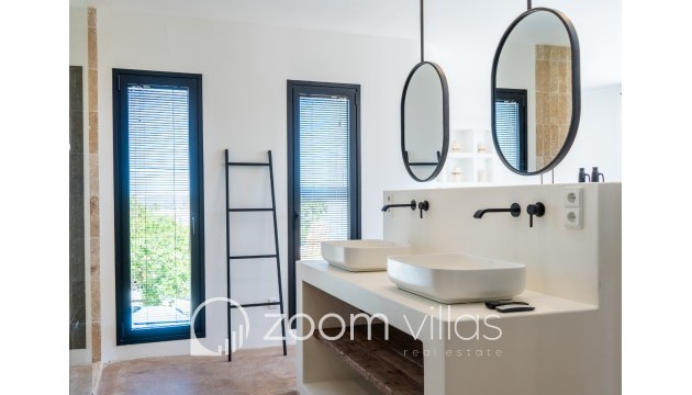 Resale - Villa - Moraira - San jaime