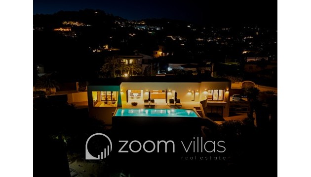 Resale - Villa - Moraira - San jaime