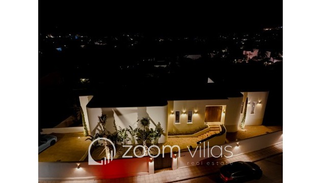 Resale - Villa - Moraira - San jaime