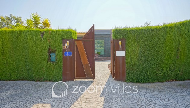 Resale - Villa - Jávea - Montgó-Barranqueres