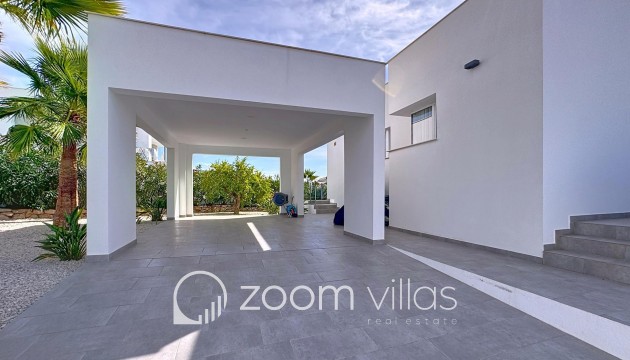 Resale - Villa - Benitachell  - Magnolias