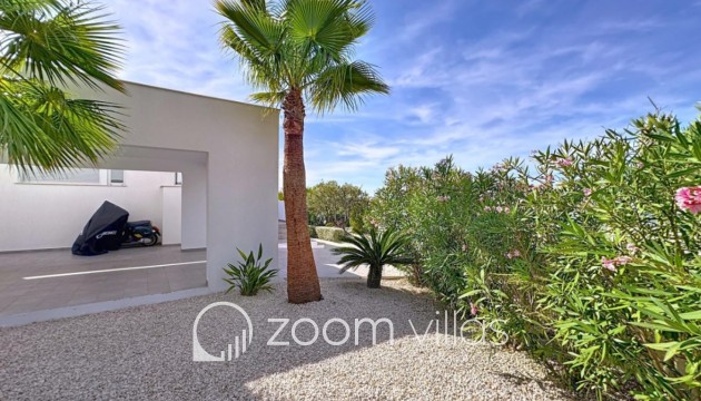Resale - Villa - Benitachell  - Magnolias