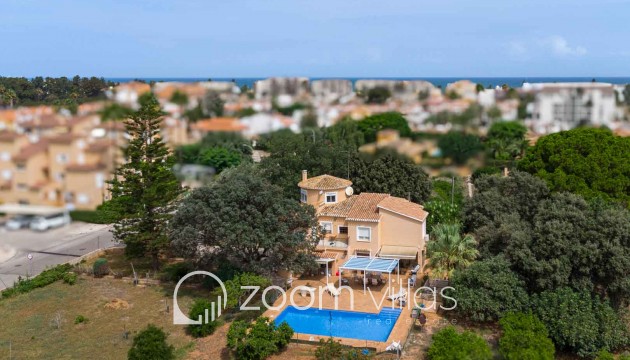 Resale - Villa - Denia - Las Marinas
