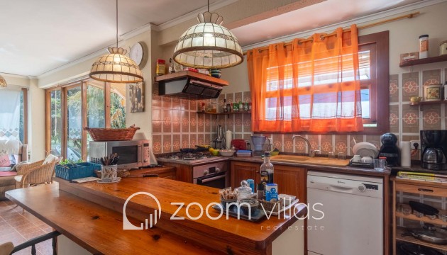 Resale - Villa - Denia - Las Marinas