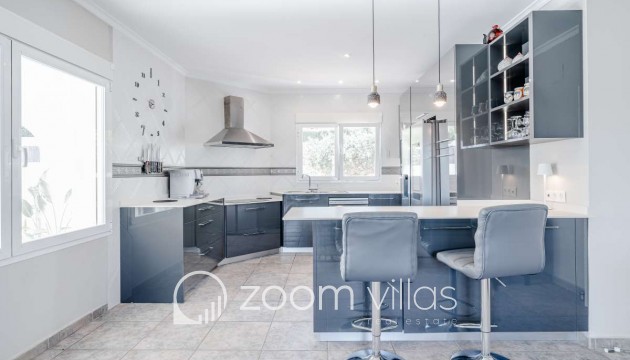 Resale - Villa - Benissa - Benissa Coast