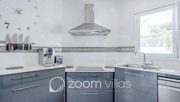 Resale - Villa - Benissa - Benissa Coast