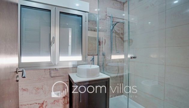 Resale - Villa - Benissa - Les Bassetes