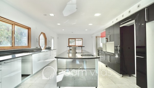 Reventa - Villa - Benhavis - El Paraiso Alto