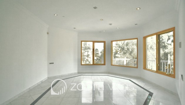 Reventa - Villa - Benhavis - El Paraiso Alto