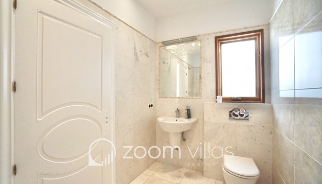 Reventa - Villa - Benhavis - El Paraiso Alto