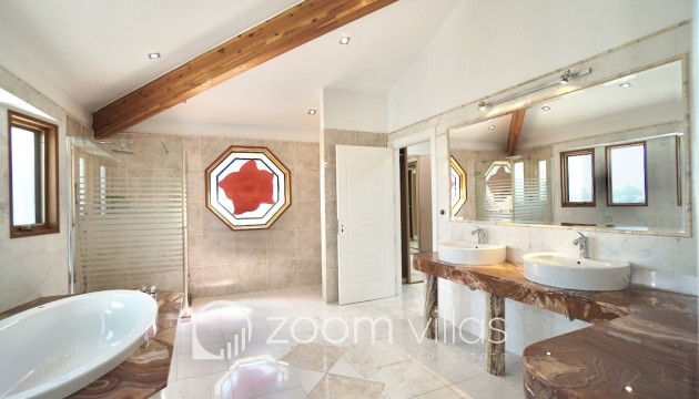 Reventa - Villa - Benhavis - El Paraiso Alto