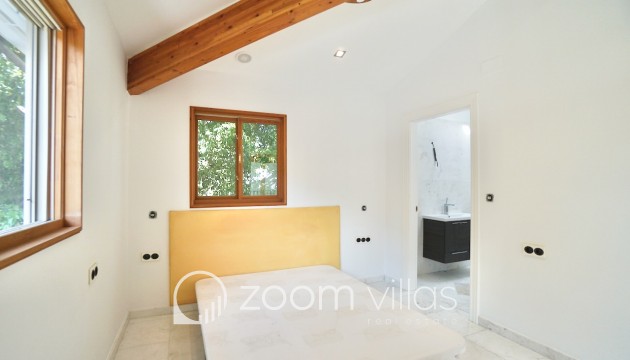 Reventa - Villa - Benhavis - El Paraiso Alto