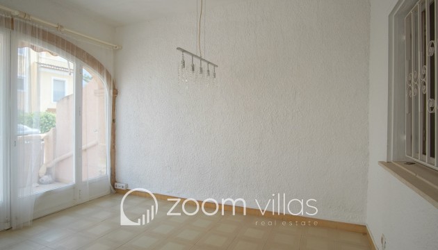 Resale - Apartment - Denia