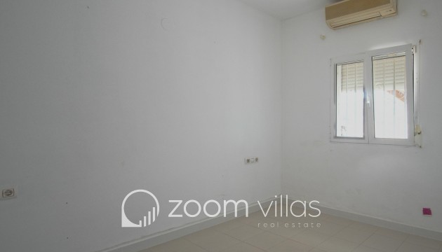 Resale - Apartment - Denia