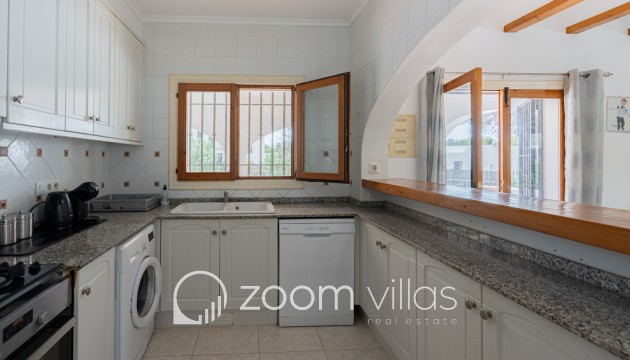 Herverkoop - Villa - Jávea