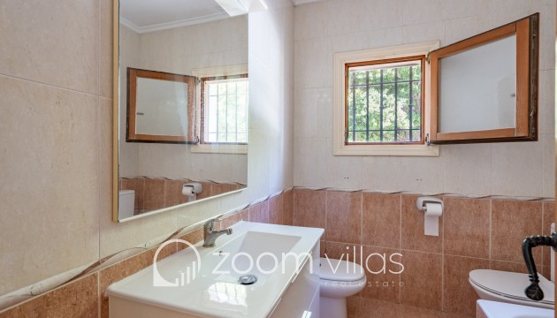 Herverkoop - Villa - Jávea