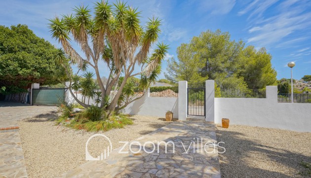 Herverkoop - Villa - Jávea