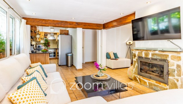 Resale - Villa - Benissa - Baladrar