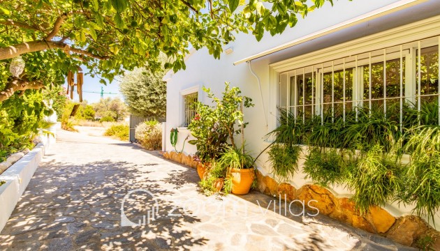 Resale - Villa - Benissa - Baladrar