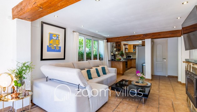 Resale - Villa - Benissa - Baladrar