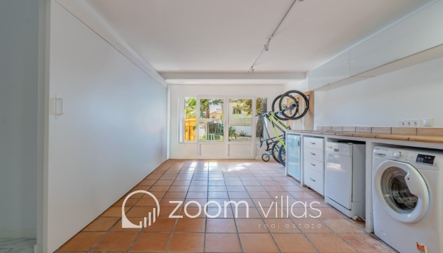 Resale - Villa - Calpe - Partida Enchinent