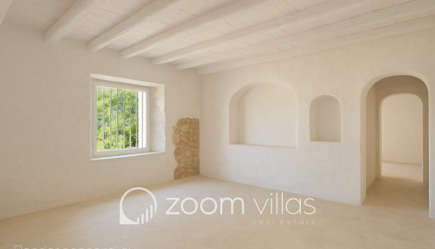 Resale - Villa - Denia