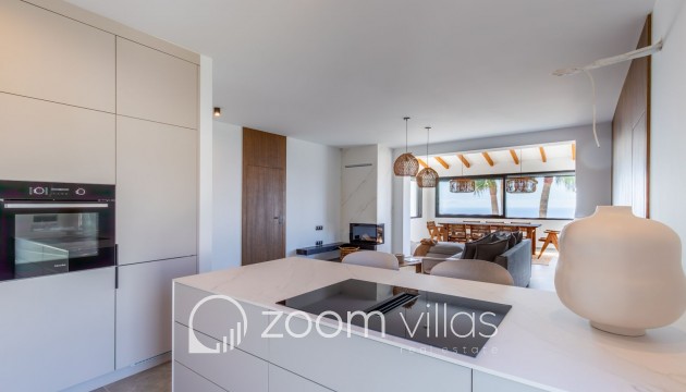 Resale - Villa - Benitachell  - Cumbre del sol