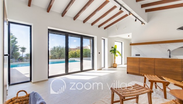 Resale - Villa - Benitachell  - Cumbre del sol