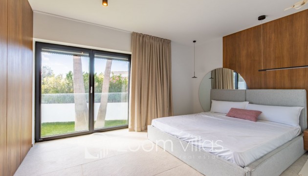 Resale - Villa - Benitachell  - Cumbre del sol