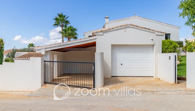 Resale - Villa - Benitachell  - Cumbre del sol