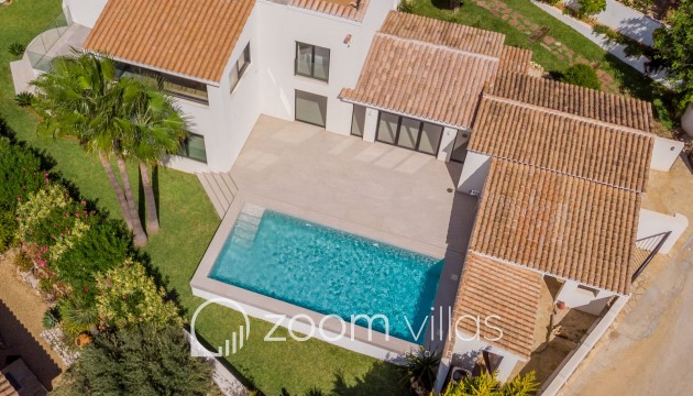 Resale - Villa - Benitachell  - Cumbre del sol