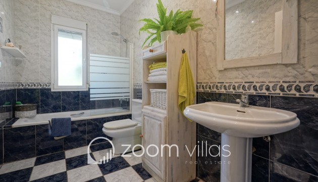 Resale - Villa - Jávea - Costa Nova