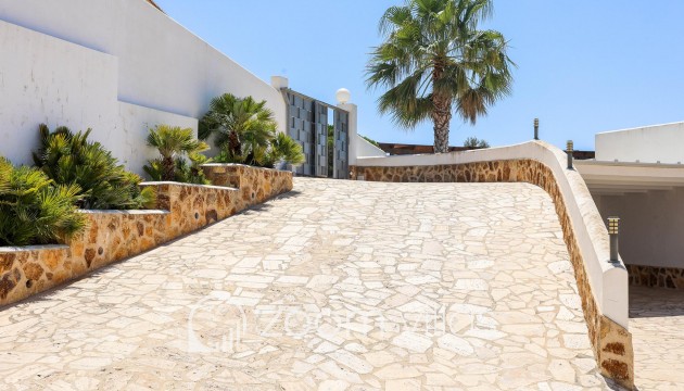 Resale - Villa - Benitachell  - Kalmias