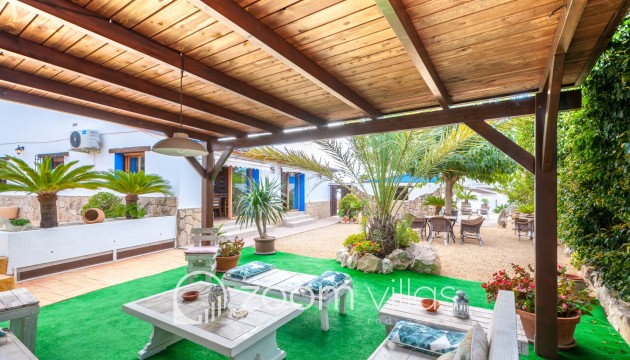 Resale - Finca - Benissa