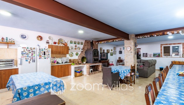 Resale - Finca - Benissa