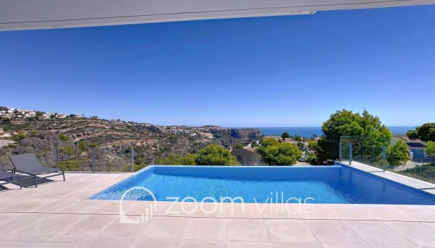 Resale - Villa - Benitachell  - Lirios
