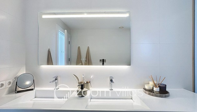 Resale - Villa - Benitachell  - Lirios