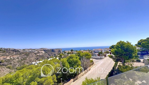 Resale - Villa - Benitachell  - Lirios